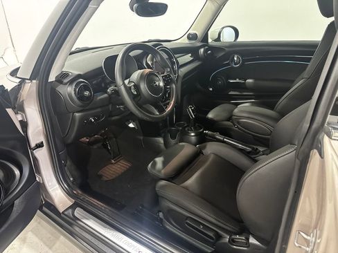 Used 2024 MINI Cooper S FWD image 16