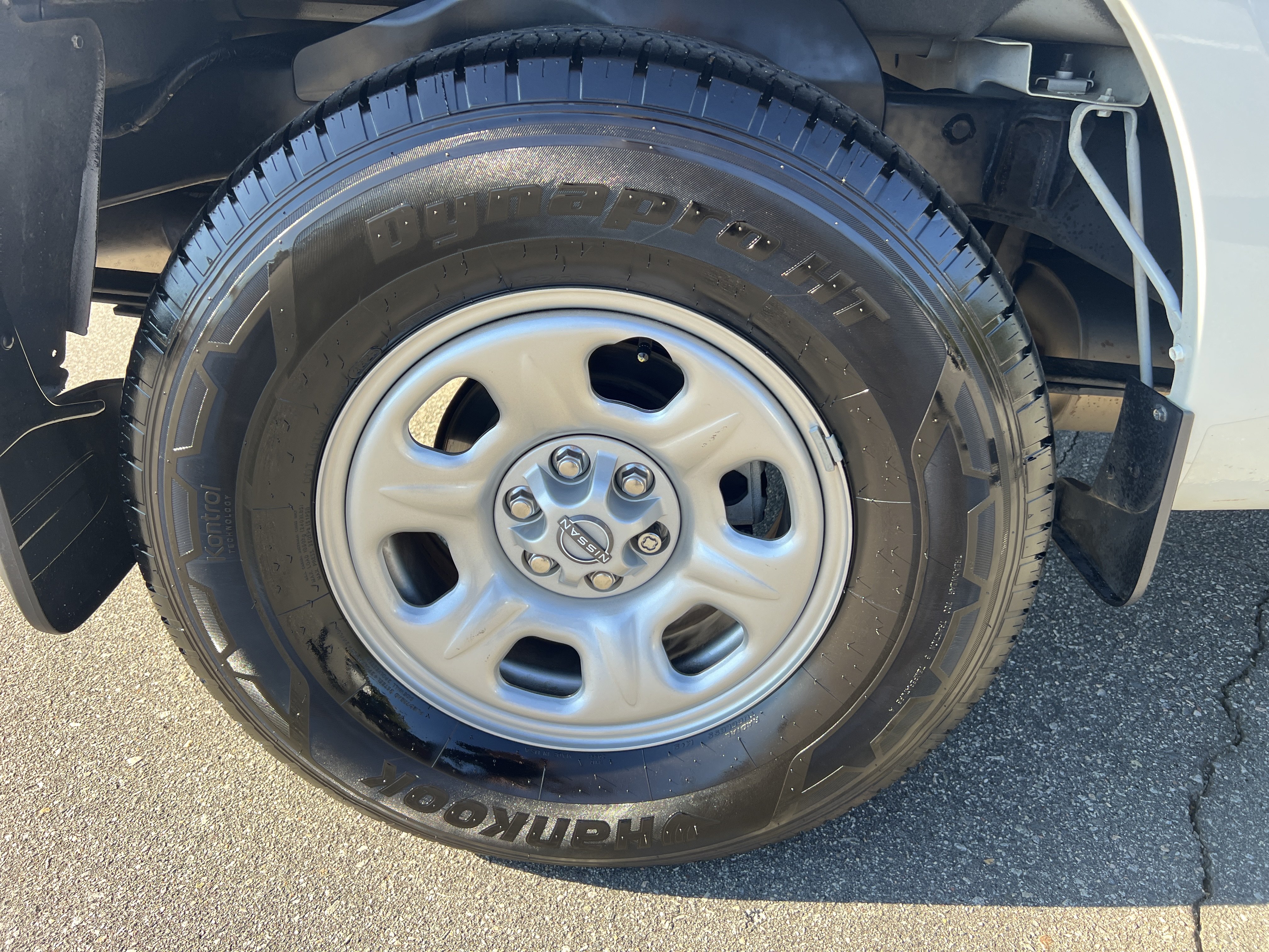 Used 2026 Nissan Frontier S RWD image 11