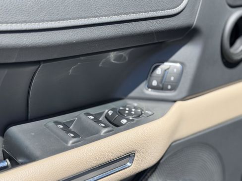Used 2024 Ford Expedition Limited RWD image 27