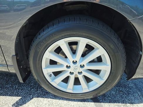 Used 2011 Toyota Venza AWD w/ Convenience Pkg image 35