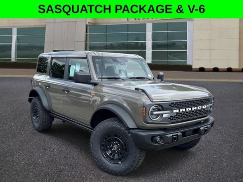 New 2026 Ford Bronco Badlands w/ Sasquatch Package AWD/4WD image 1