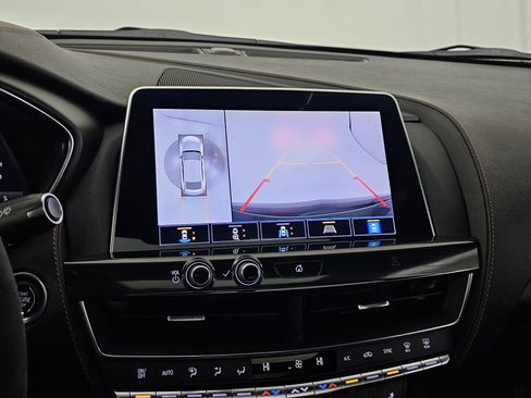 Used 2021 Cadillac CT5 V w/ Premium Package image 39