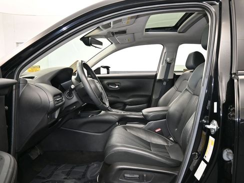 Used 2023 Honda HR-V EX-L image 12