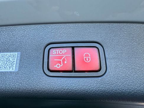 New 2026 Mercedes-Benz GLC 300 GLC 300 image 34