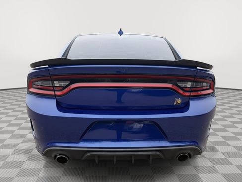 Used 2020 Dodge Charger Scat Pack RWD image 6