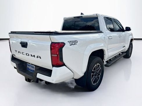 Used 2024 Toyota Tacoma TRD Sport w/ TRD Sport Upgrade Package AWD/4WD image 7