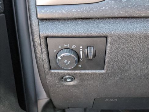 Used 2018 Jeep Grand Cherokee Laredo image 20