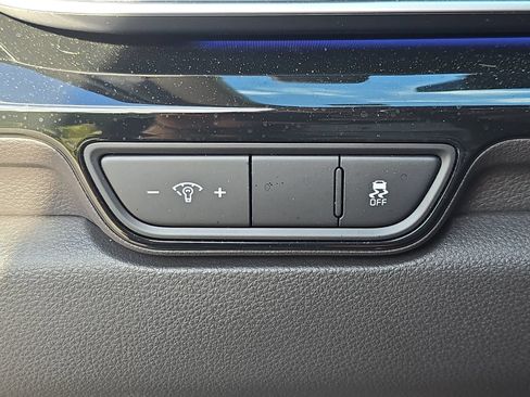 Used 2026 Kia Carnival SX Prestige FWD image 25