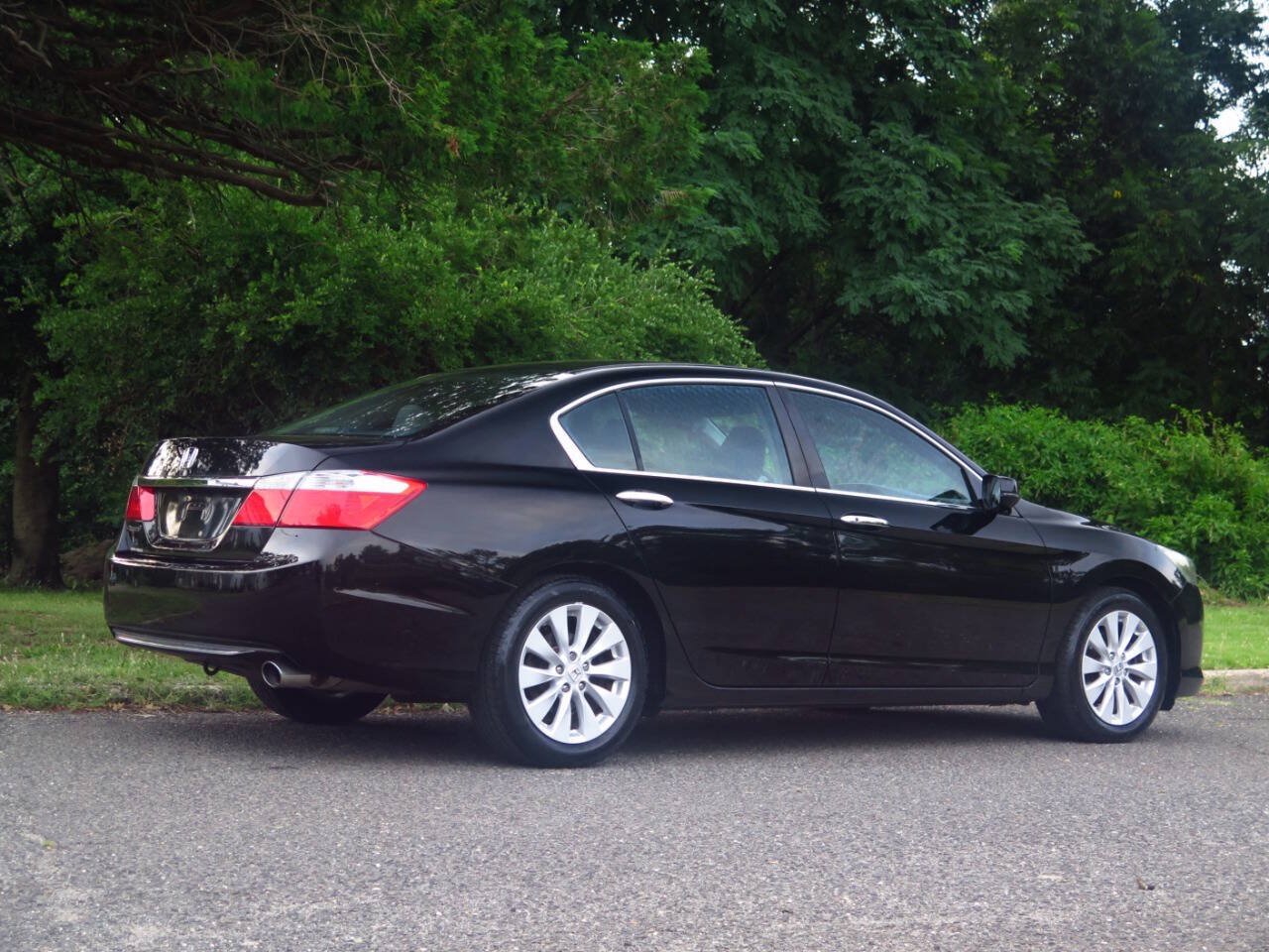 Used 2015 Honda Accord EX image 4