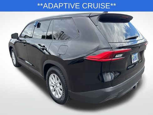 Used 2024 Toyota Grand Highlander XLE image 5