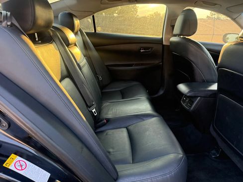 Used 2011 Lexus ES 350 FWD image 18