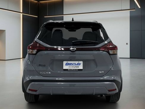 Used 2024 Nissan Kicks SR w/ SR Premium Package FWD image 5