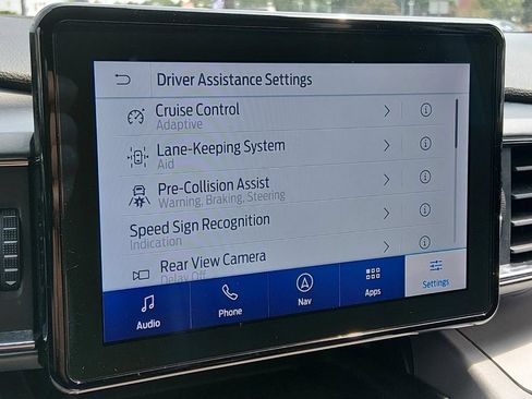 Used 2023 Ford Explorer XLT w/ Equipment Group 202A RWD image 20