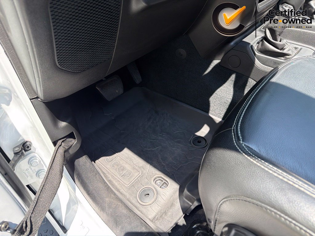 Certified 2022 Jeep Wrangler Unlimited Sahara AWD/4WD image 40