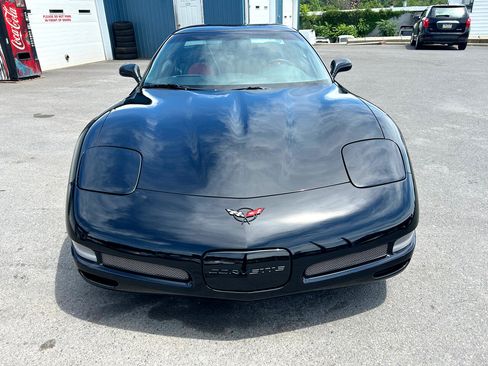 Used 2001 Chevrolet Corvette Z06 w/ Memory Pkg image 8