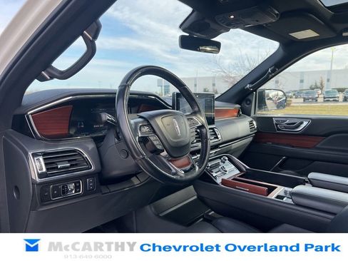 Used 2023 Lincoln Navigator Reserve AWD/4WD image 52