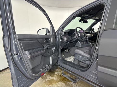 New 2026 Toyota Tacoma SR5 image 2