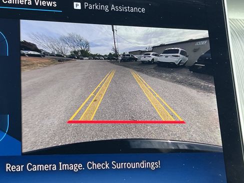 Certified 2025 Mercedes-Benz GLC 300 4MATIC image 30