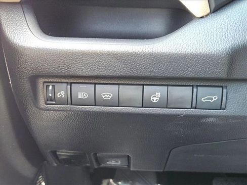 Used 2025 Toyota RAV4 XLE w/ Convenience Package FWD image 16