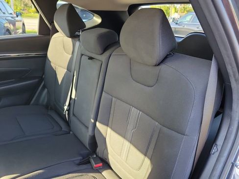 Used 2023 Hyundai Tucson SEL FWD image 12