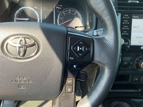 Used 2024 Toyota 4Runner TRD Off-Road Premium w/ Off Road Premium Plus Package AWD/4WD image 31