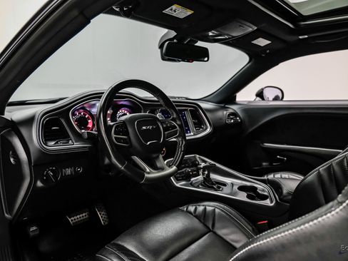 Used 2020 Dodge Challenger SRT Hellcat Redeye image 44