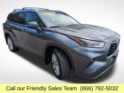 Used 2023 Toyota Highlander Limited AWD/4WD image 8