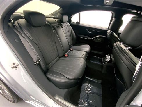 Certified 2022 Mercedes-Benz S 500 4MATIC image 13