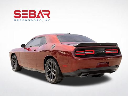 Used 2019 Dodge Challenger SXT w/ Driver Convenience Group RWD image 12