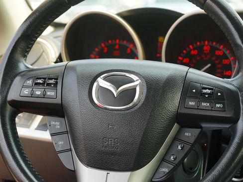 Used 2011 MAZDA MAZDA3 s Grand Touring w/ Tech Pkg FWD image 17