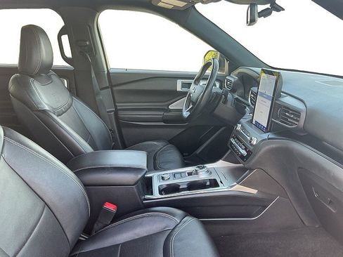 Used 2020 Ford Explorer ST w/ Premium Technology Package AWD/4WD image 14