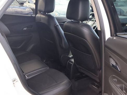 Used 2017 Buick Encore Preferred FWD image 14