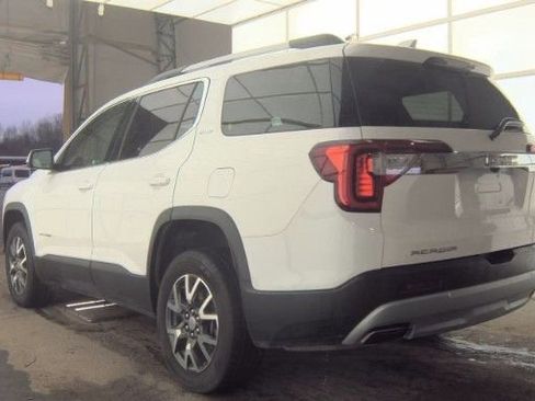 Used 2023 GMC Acadia SLE w/ Driver Convenience Package AWD/4WD image 3