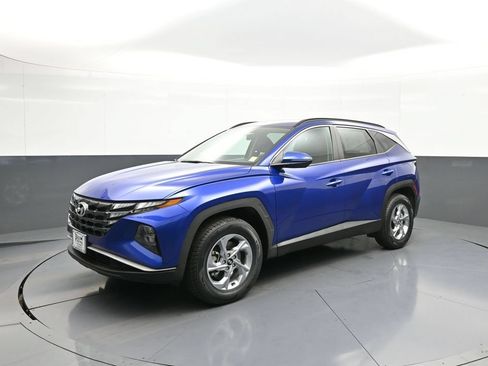 Certified 2023 Hyundai Tucson SEL AWD/4WD image 10