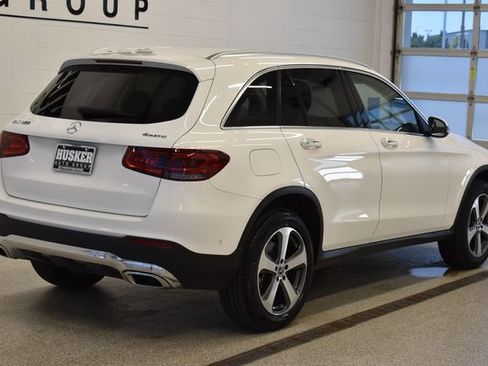 Used 2022 Mercedes-Benz GLC 300 4MATIC image 4
