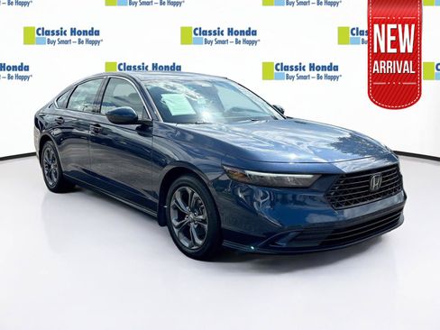 Used 2023 Honda Accord EX image 1