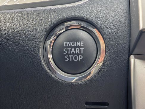 Used 2023 Toyota 4Runner Limited AWD/4WD image 26