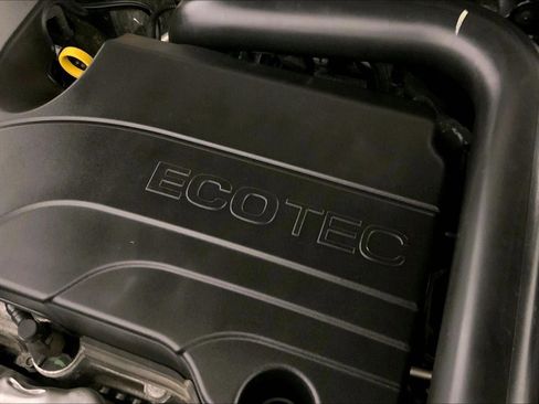 Used 2024 Chevrolet Equinox LT image 30