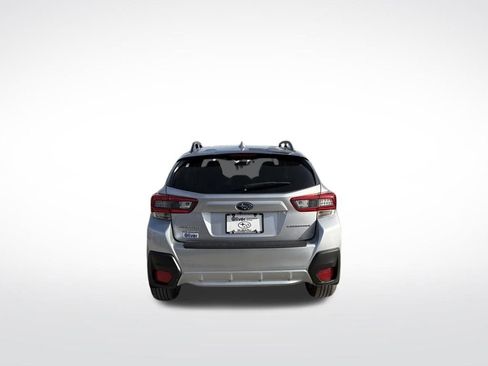 Used 2021 Subaru Crosstrek 2.0i Premium image 11