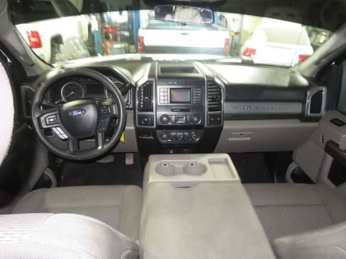 Used 2019 Ford F250 XLT AWD/4WD image 39