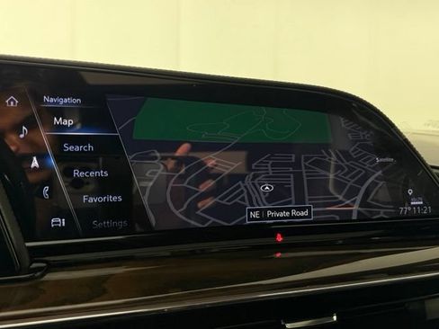 Certified 2024 Cadillac Escalade Sport Platinum w/ LPO, ONYX Package AWD/4WD image 21