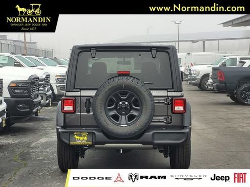 New 2026 Jeep Wrangler Sport AWD/4WD image 5