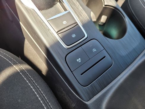 Used 2023 Ford Escape Active image 17