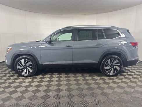 Used 2025 Volkswagen Atlas SEL image 7