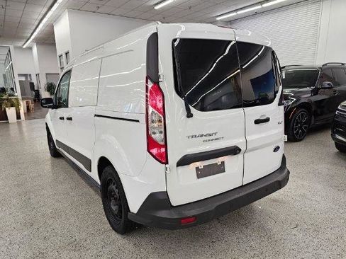 Used 2017 Ford Transit Connect XLT image 6