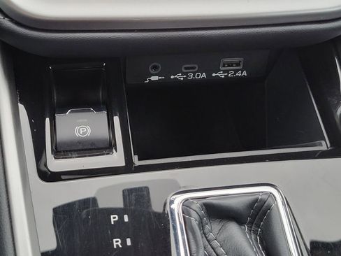 Certified 2024 Subaru Outback Limited image 28