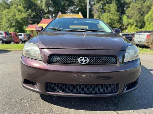 Used 2010 Scion tC image 2