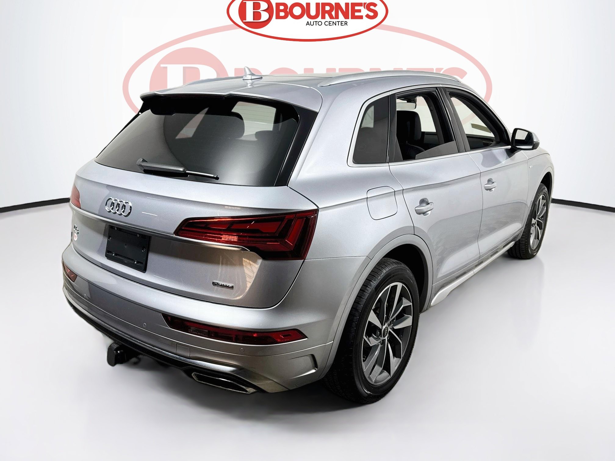 Used 2023 Audi Q5 2.0T Premium Plus w/ Premium Plus Package AWD/4WD image 10