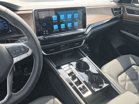 New 2026 Volkswagen Atlas SE AWD/4WD image 24
