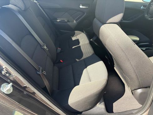 Used 2017 Kia Forte LX FWD image 11